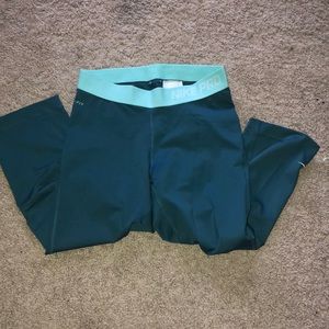 Nike Pro Cropped Leggings